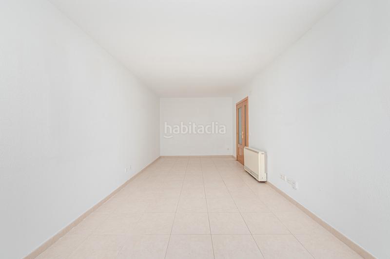 Foto 02dae2d6-a5a7-4117-9047-27c768774cf0. Appartamento in de las lagunas 4. bl 5 4 in Fuentebella-San Fermín-El Leguario Parla