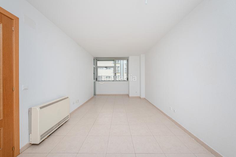 Foto 9100b1cf-fa37-46f0-af13-09eccc08b0ae. Appartement dans de las lagunas 4. bl 5 4 dans Fuentebella-San Fermín-El Leguario Parla