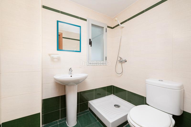 Foto 12439bf5-d6e6-4c11-b930-491b3fa13531. Piso en de las lagunas 4. bl 5 4 en Fuentebella-San Fermín-El Leguario Parla