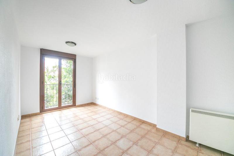 Foto b8cb1a61-cc04-48fa-bd29-f0f0f73dd083. Piso en colonial 6 en Centro-Ayuntamiento Pinto