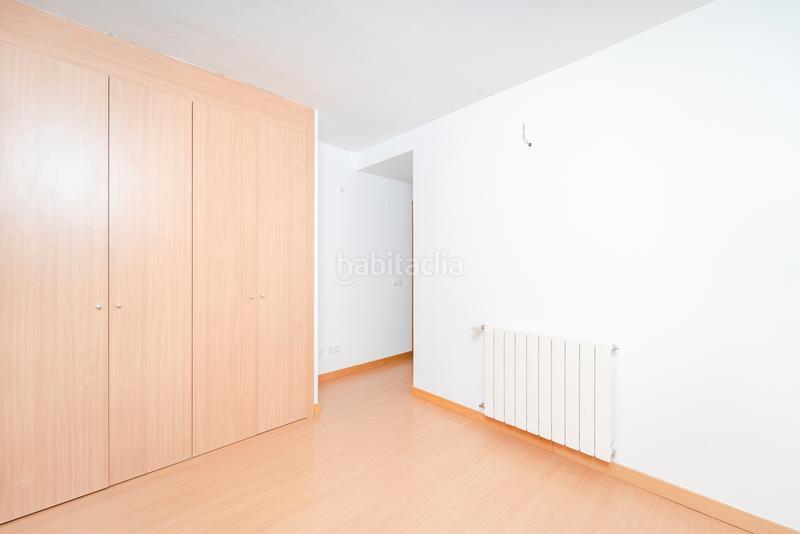 Foto 6c719805-ffd8-4523-9551-5f6122945b4f. Alquiler piso en lina odena 5 en Buenavista Getafe