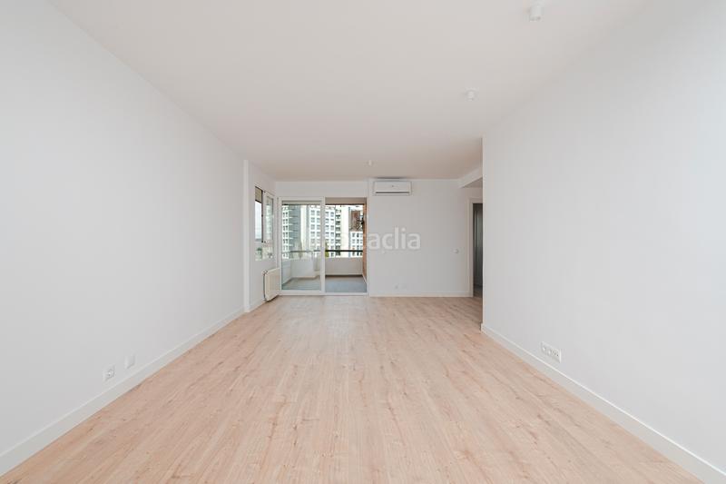 Foto ebb1787f-4015-4fc1-bacc-b3ed6578bd81. Piso en torrelaguna 67 en San Pascual Madrid