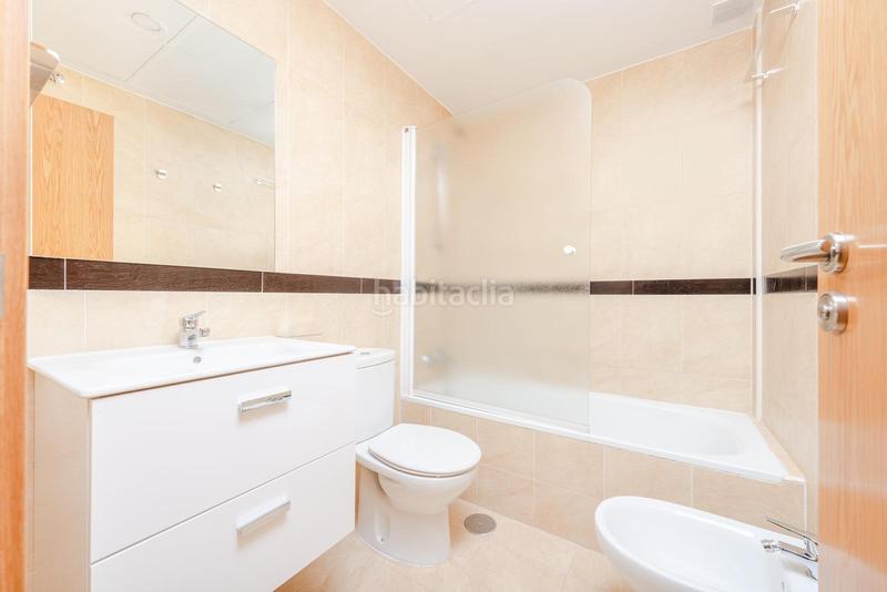 Foto 23cd42d2-edd1-4903-9c8d-19df0940eb2a. Alquiler estudio en calcio 2 en Butarque Madrid