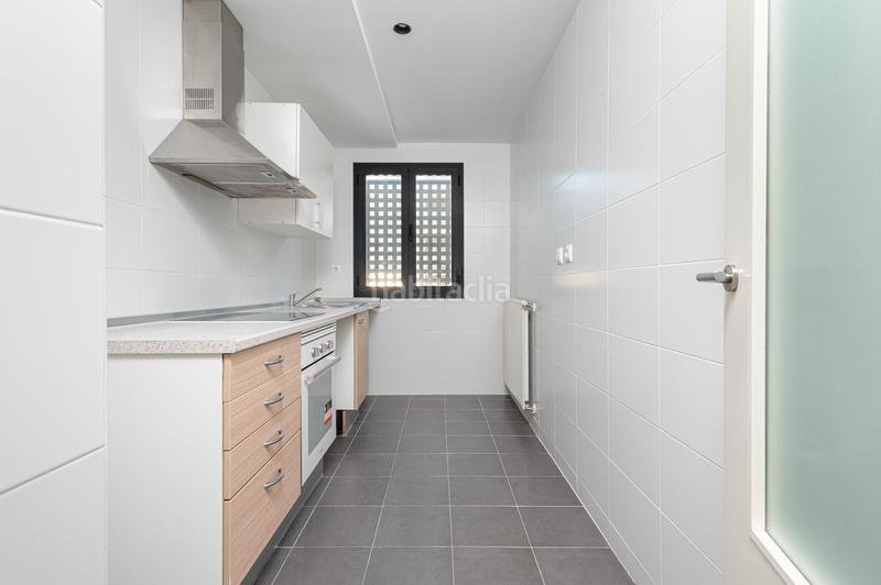 Foto dd4284b7-fdcd-4412-bea0-b82b4e0cb17c. Piso en maria de zayas. 2 1 en Soto de Henares Torrejón de Ardoz