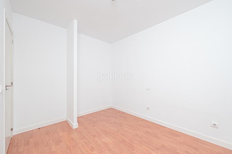 Foto e115b250-aaed-41ac-b2bd-92dbbb1b0b70. Piso en maria de zayas. 2 1 en Soto de Henares Torrejón de Ardoz