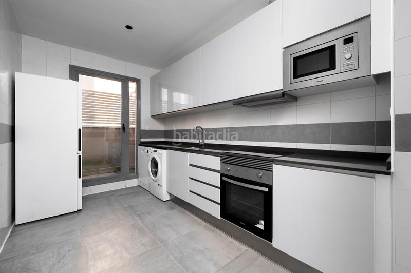 Foto 5512099d-f9f3-47f0-ad85-fbd5d2af1fa1. Location appartement dans san juan de ortega 20 dans Madrid