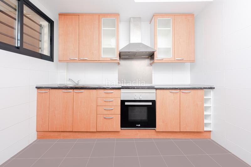 Foto 68bd4042-327f-4240-9140-d555331b2a9b. Flat in beatriz galindo. 1 1 in Soto de Henares Torrejón de Ardoz