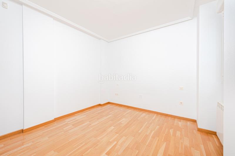 Foto 8332e102-fd09-4b4b-a891-b10e10964398. Piso en galana 54 en Pinar del Jalón Valladolid