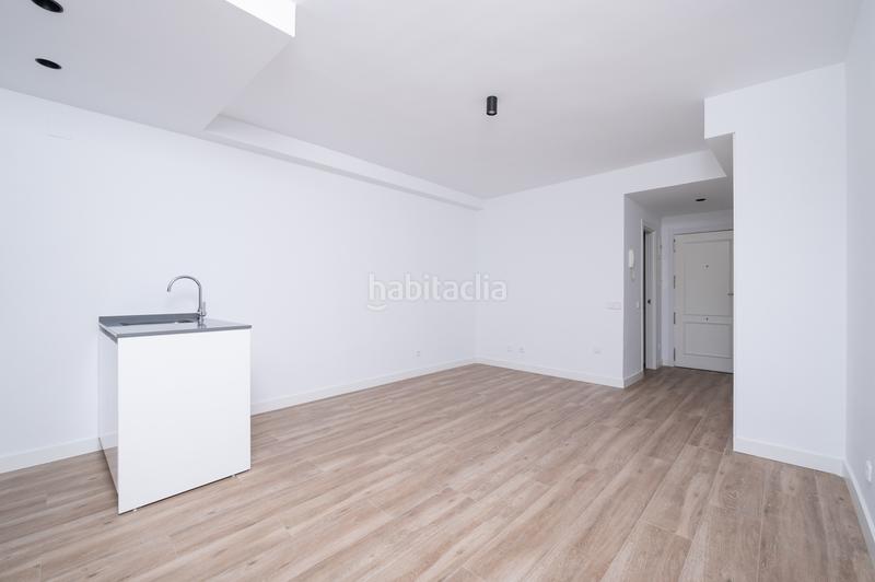 Foto a3858b3b-60bb-4f92-9d39-aa6a061c111e. Alquiler estudio en torrecilla del puerto 5 en San Juan Bautista Madrid