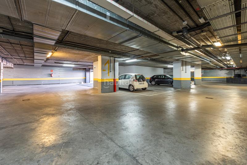 Foto a30cbe4c-4ce6-406d-b165-f4a3225c63ee. Miete etagenwohnung in doctor castroviejo 65 in Peñagrande Madrid