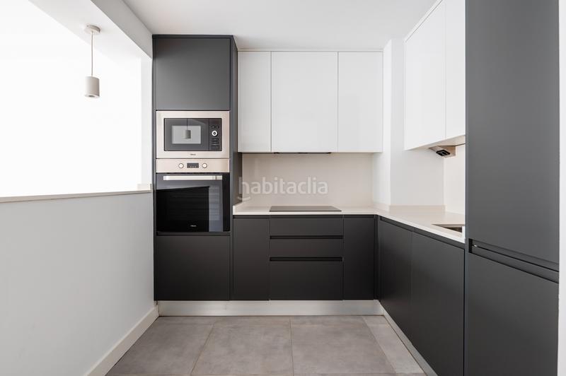 Foto 6adb68fe-1faa-47aa-a74c-e432f3e518a8. Rent flat in san benito 380 in Almenara-Ventilla Madrid