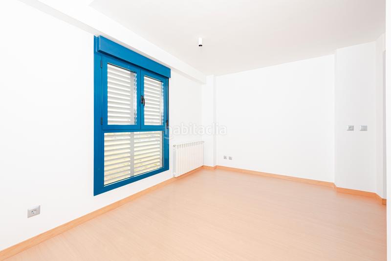 Foto 2fb261b9-6f8f-4457-bb16-49f0e3c83e0b. Rent flat in hiades 4 in Sur - PAU 4 Móstoles