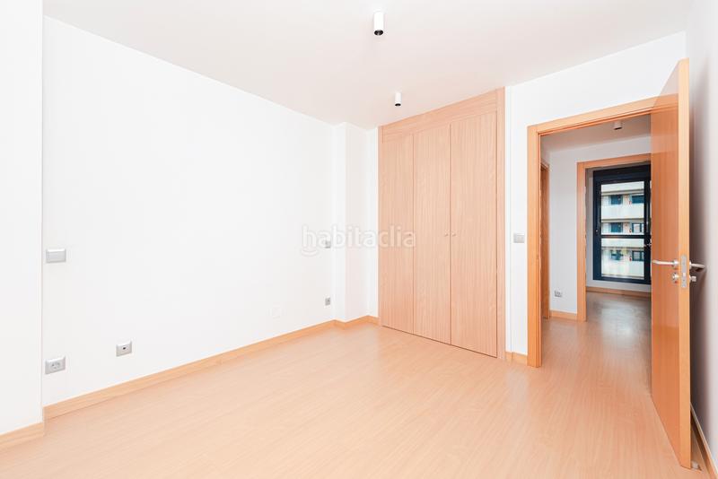 Foto 6def02ff-bc9b-41df-9f21-b1dd77f11202. Rent flat in hiades 4 in Sur - PAU 4 Móstoles