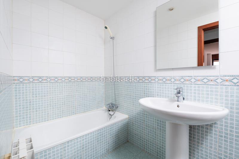 Foto aab1824e-3e2f-450a-b709-d288943bc6f9. Piso en mieses 34 en Girón Valladolid