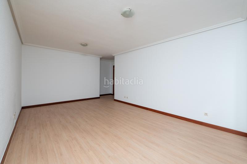 Foto af82c3fe-ef0f-4466-bd14-3243d5e33118. Piso en mieses 34 en Girón Valladolid