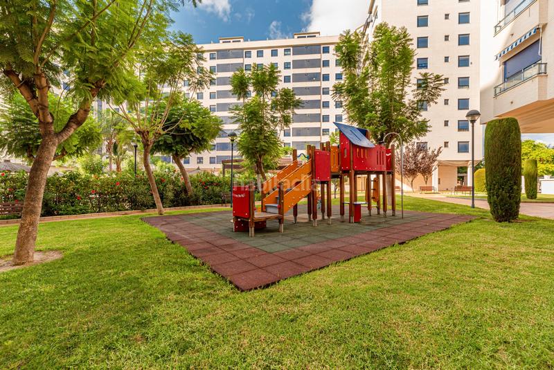 Foto 5b9eae5a-13d0-4fe5-865e-ecfeb4f4efc9. Lloguer pis a angelina ceballos 1 a Paus - Polígono San Blas Alicante