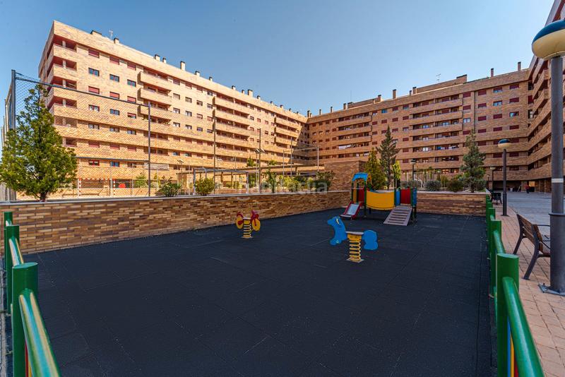 Foto 7900c822-d34f-4175-8b3e-2628c68ac5e4. Affitto appartamento in sorolla 7 in El Quiñón Seseña