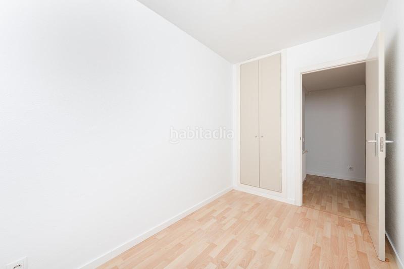 Foto 237952f9-02e2-4b54-81cc-e013ba9e1d3e. Alquiler piso en salvador allende 6 en PAU de Carabanchel Madrid