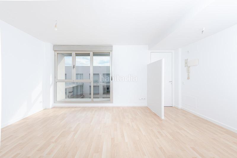 Foto 5828e01a-38d6-45e3-b3d5-dbe8314b0268. Alquiler piso en salvador allende 6 en PAU de Carabanchel Madrid