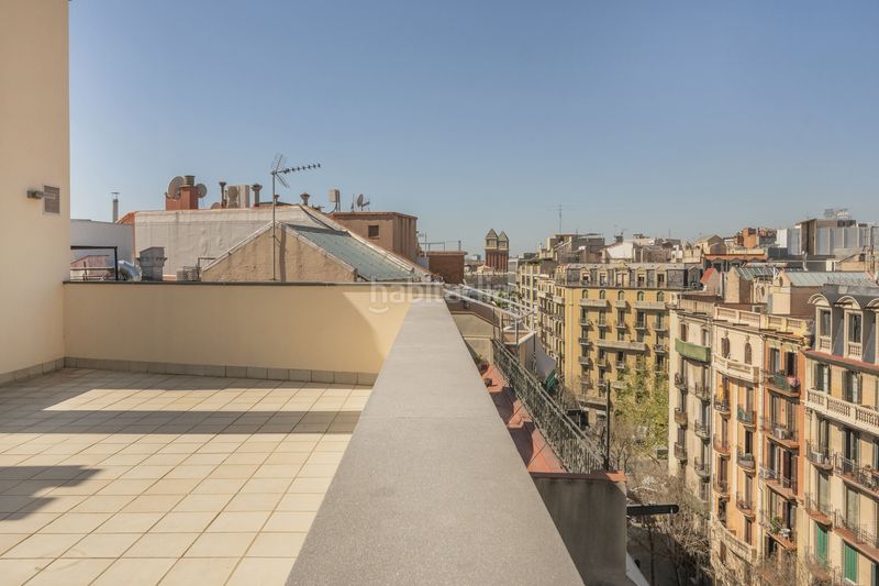 Foto b278497d-3610-483a-a2d4-414fce5d7a4c. Estudi a Sant Antoni Barcelona