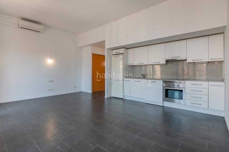 Foto c1ee69d2-a88d-486c-a73c-cbf2f415b26c. Studiowohnung in sepúlveda 38 in Sant Antoni Barcelona
