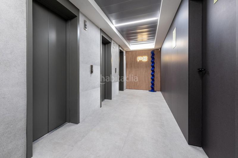 Foto 746c4da0-7af0-42ba-982e-ef690914d3ad. Rent studio in san benito 193 in Almenara-Ventilla Madrid