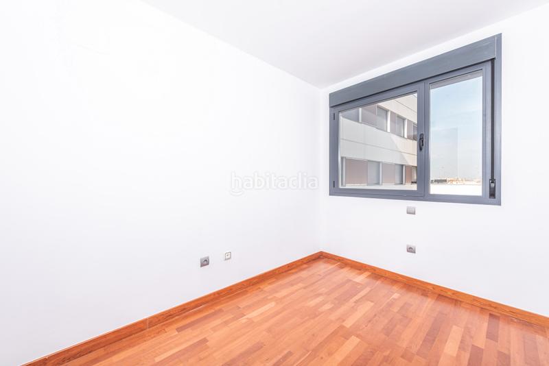 Foto e9b7ad00-ba6e-4846-a443-3af92c5f9e95. Appartamento in de la rejilla 9 in Centro Móstoles