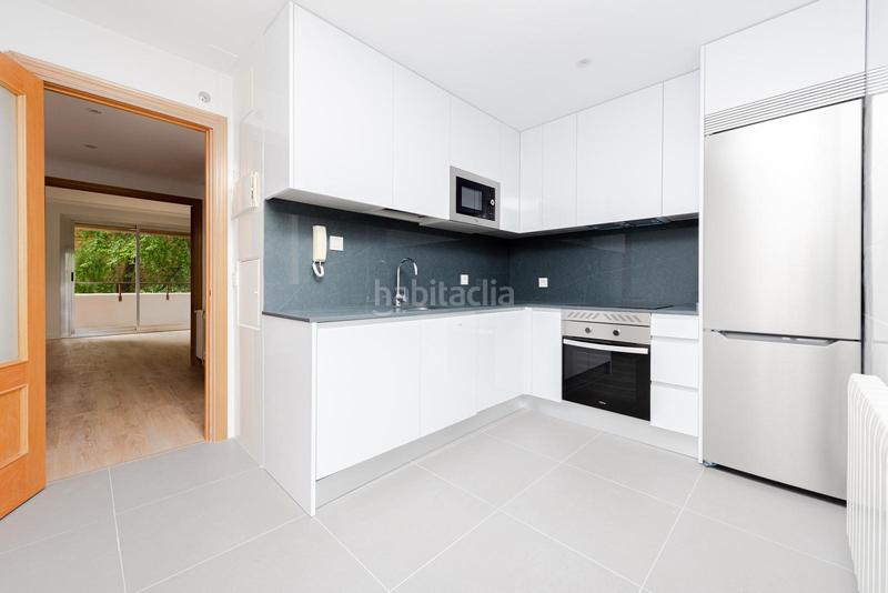 Foto 5a2c9275-f78e-49c8-9ee8-2683eea9971d. Piso en santa maría magdalena 20 en Nueva España Madrid