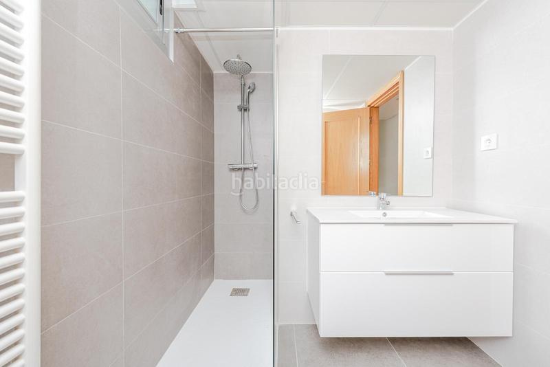 Foto 6d3ba496-e5a5-4a8d-8c28-875a5578b465. Piso en santa maría magdalena 20 en Nueva España Madrid