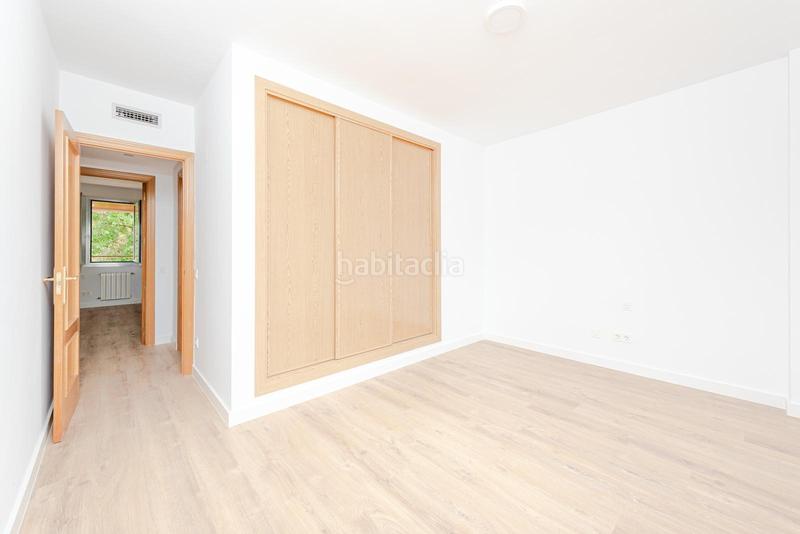 Foto 7eb70983-102d-4c38-967f-5b0371321fd9. Piso en santa maría magdalena 20 en Nueva España Madrid