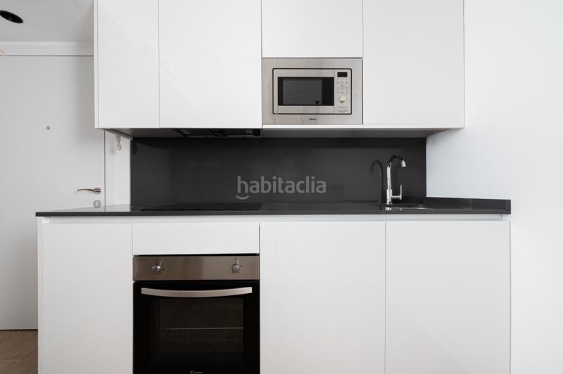 Foto e00f89fd-ba25-4aaa-a9da-0e5cafba0940. Lloguer estudi a castellana 193 a Almenara-Ventilla Madrid