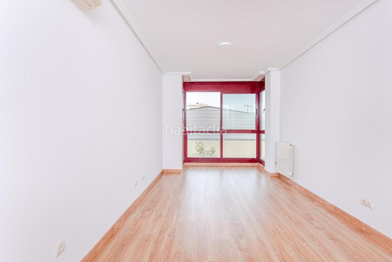 Foto 92123388-bb4c-41aa-938a-7dc3a3b3a386. Affitto appartamento in ensanche de vallecas 67 in Madrid