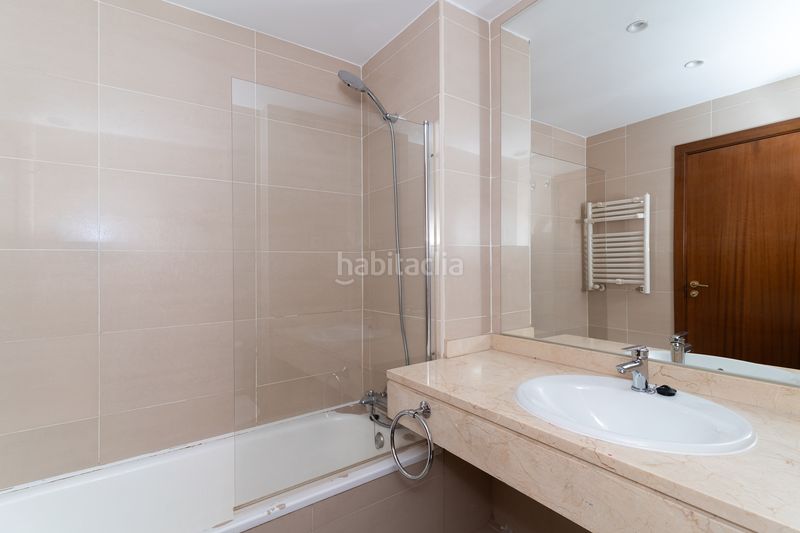 Foto 4291c663-c759-4867-a8fc-9f0b0fbefa3d. Pis a Las Tablas Madrid
