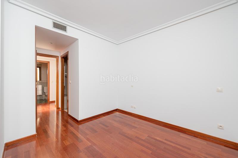 Foto 39ff96d2-1781-4a27-9970-bec16ddc8b3a. Pis a san juan de ortega 52 a Las Tablas Madrid