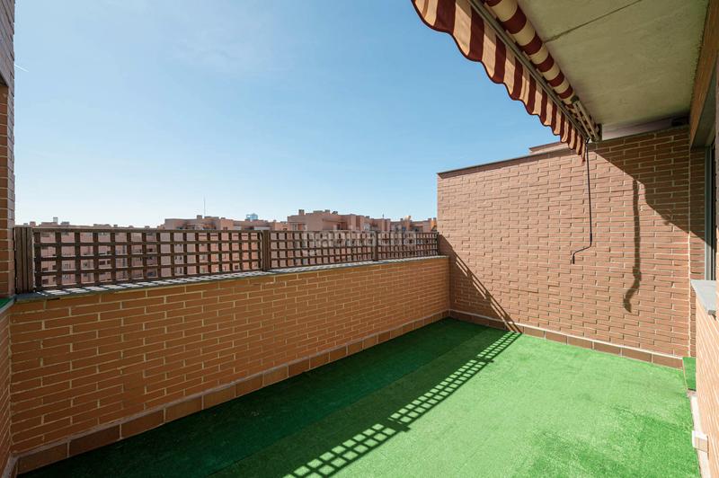 Foto eb122280-d2e1-410c-a6e0-e5508ceaf27a. Pis a san juan de ortega 52 a Las Tablas Madrid