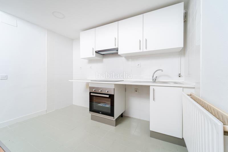 Foto 5af84f20-151b-4cd1-a491-41af19dc8dd9. Affitto appartamento in salvador allende 16 in PAU de Carabanchel Madrid