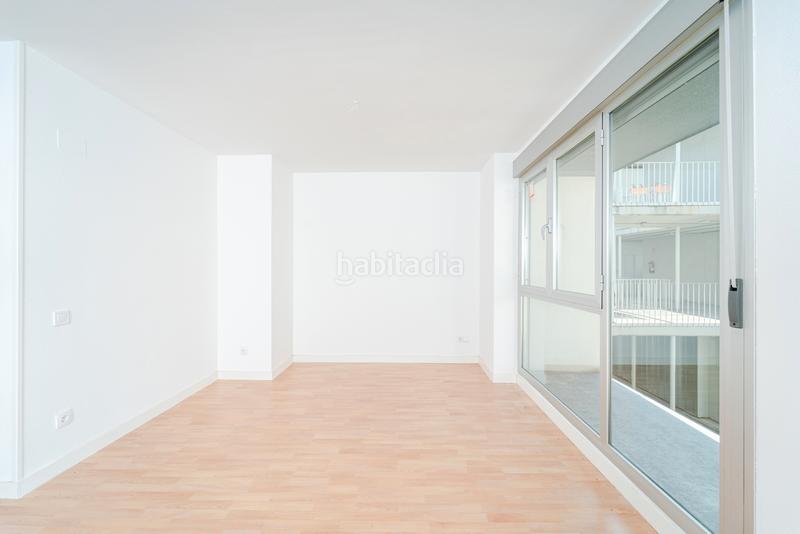 Foto 45490ce3-146b-415a-8592-222e19088386. Miete etagenwohnung in salvador allende 16 in PAU de Carabanchel Madrid