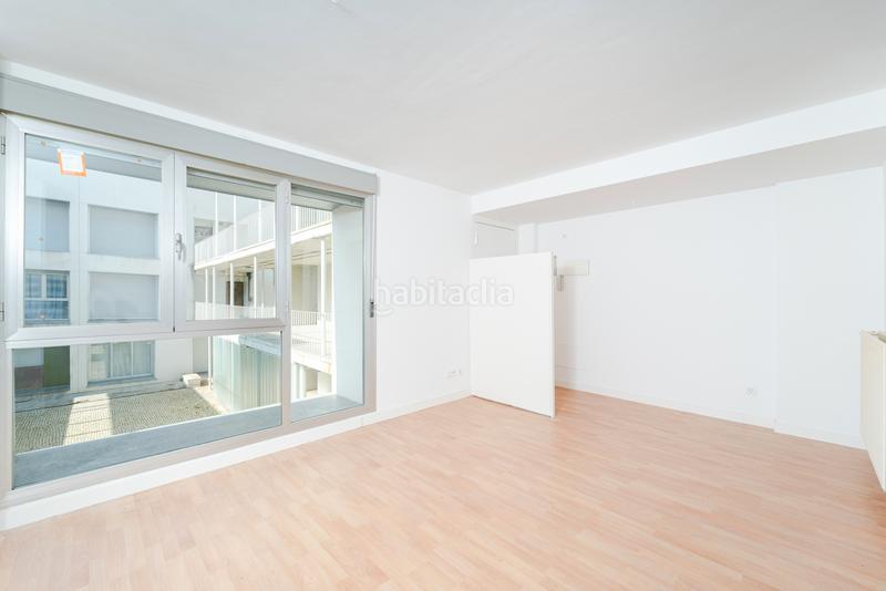 Foto 7c791771-b2d5-45a5-b719-cbd100f1b850. Alquiler piso en salvador allende 16 en PAU de Carabanchel Madrid