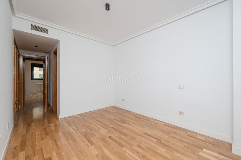 Foto e29e22ad-0cb9-49e2-8947-76b60b45f782. Pis a planetario 1 a Legazpi Madrid