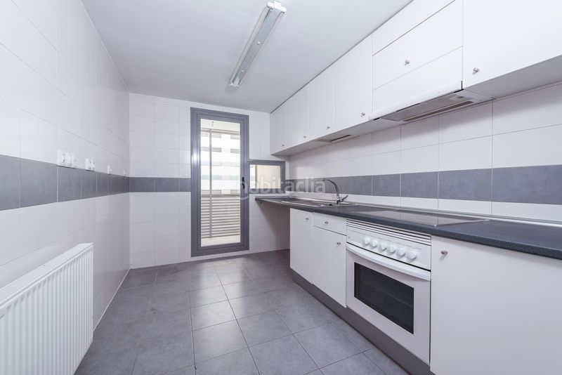 Foto 35a9687d-00e4-4f14-84ae-85c6fed5f370. Pis a Las Tablas Madrid