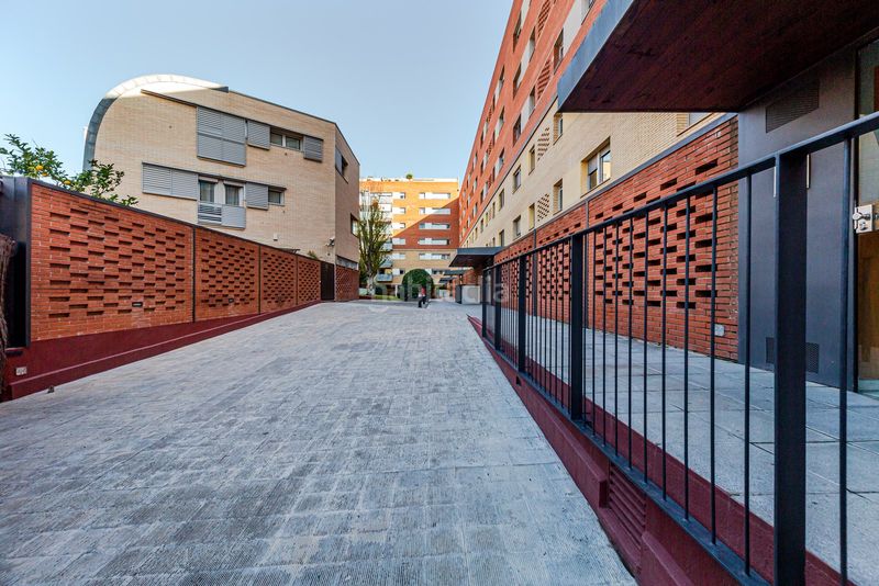 Foto df49e092-e88b-4aa2-b5e3-a84b68215486. Piso en Bon Pastor Barcelona