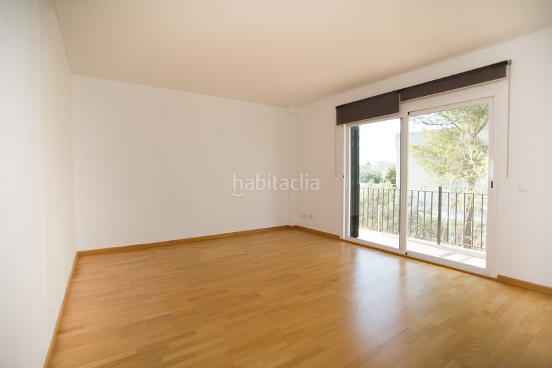 Foto d2a6b94b-1fb9-4c4b-a77e-1287ae4c15f6. Piso en adolf v. humasque 3 en Sant Agustí Palma de Mallorca