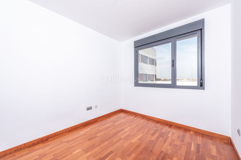 Foto cf77a87b-9e49-44b0-ab5e-2c9d819f4902. Piso en de la rejilla 9 en Centro Móstoles