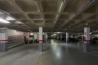 Parking coche en El Quiñón