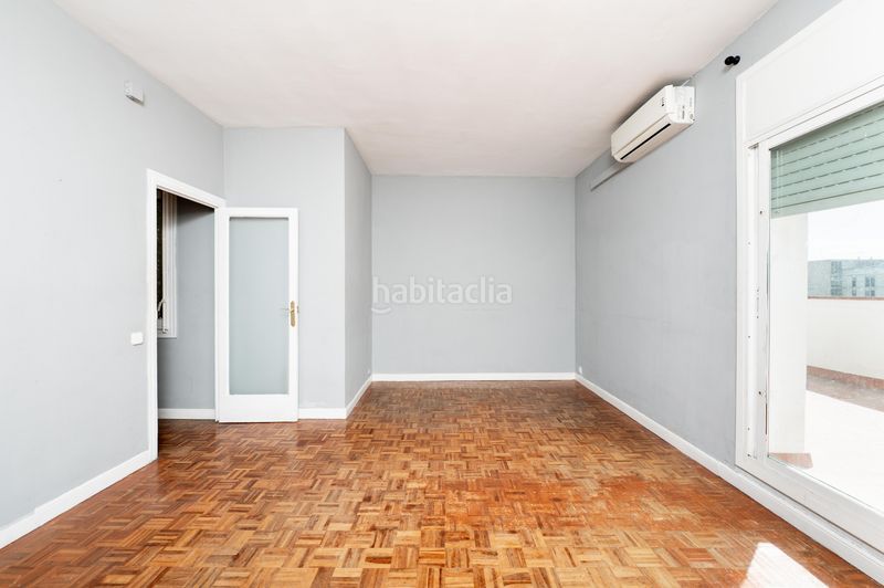 Foto aac844e9-bd2f-45f3-92b5-64a4ab850c3e. Pis a trinxant 128 a Navas Barcelona