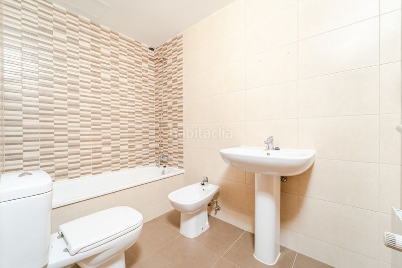 Foto 406d91f4-477a-4b0b-a7b9-3e8c4cb246b3. Rent flat in Buenavista Getafe