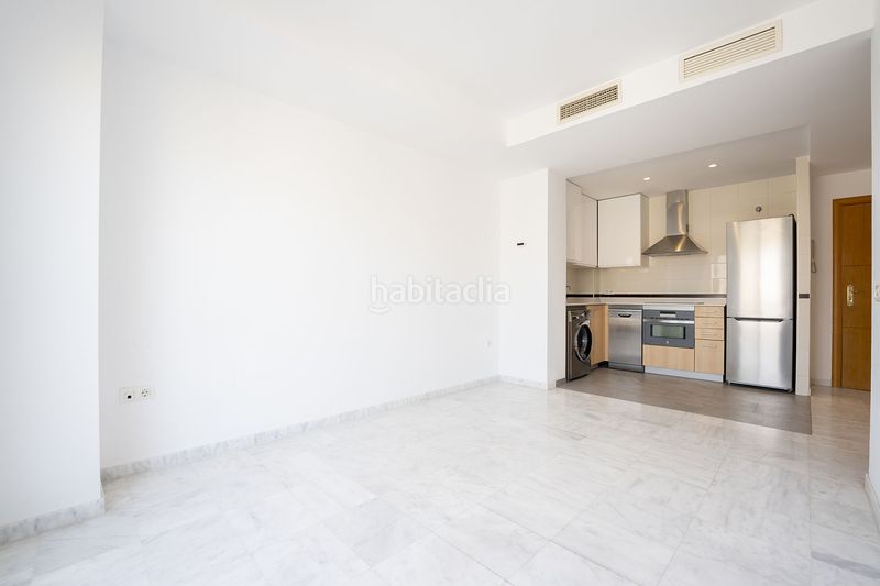 Foto 4db16bec-6ffd-4720-b821-6c7431008359. Pis a El Consul - Ciudad Universitaria - El Romeral Málaga