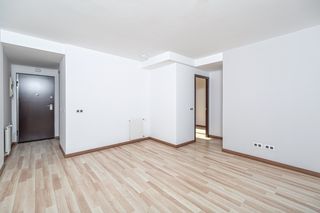 Rent Flat  Hoyos 8 -10 8