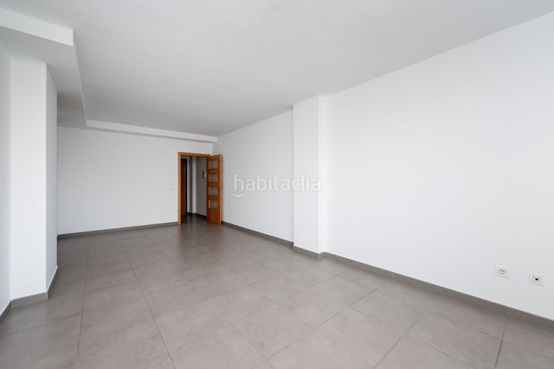 Foto 1826d4b0-64f4-4b2a-8780-fe633b7b2a11. Pis a maría fernanda d'ocon 6 a Nou Benicalap Valencia