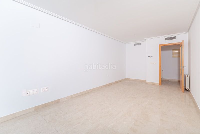 Foto 0aa02a25-4908-4296-a893-6e7f9664bf63. Pis a Paus - Polígono San Blas Alicante
